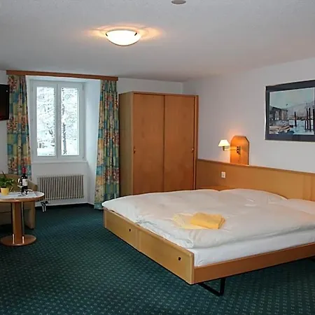 Hotel Portjengrat 3*