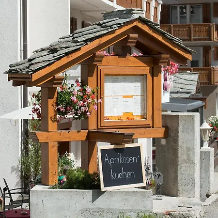 Hotel Portjengrat 3*