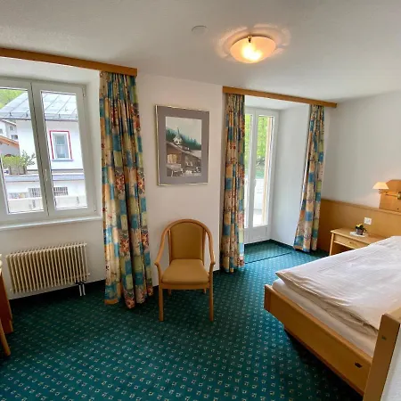 Hotel Portjengrat 3*