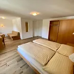 Portjengrat Hotel 3*