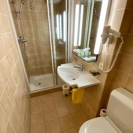 Portjengrat 3* ساس-الماغيل